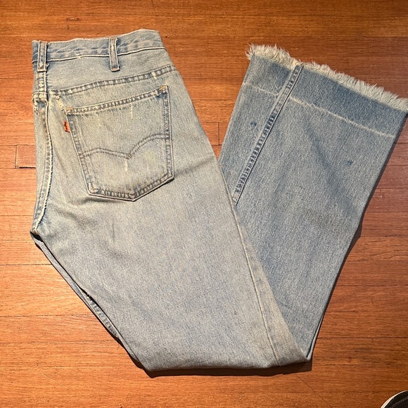 Levi's Denim - Levi's Light Blue Wide-Leg Frayed Hem Jeans - Women's